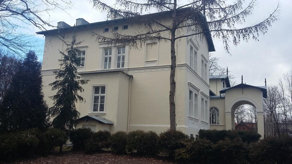 Agroturystyka "Palac W Janowie" Luaran gambar