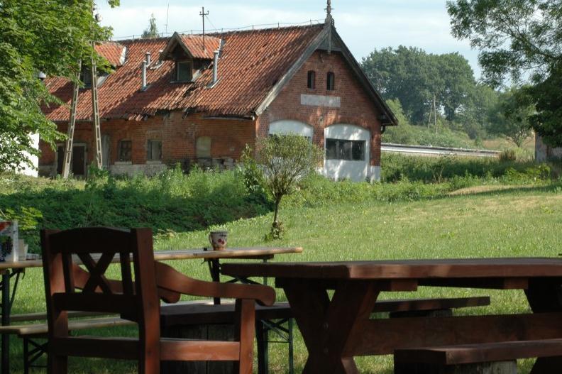 Agroturystyka "Palac W Janowie" Luaran gambar