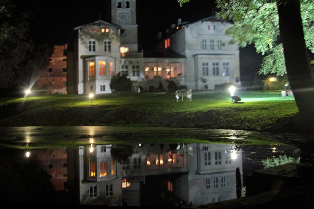 Agroturystyka "Palac W Janowie" Luaran gambar