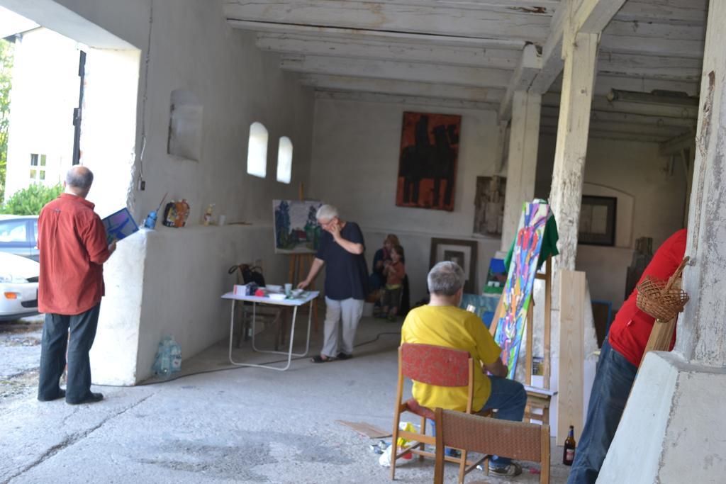 Agroturystyka "Palac W Janowie" Luaran gambar
